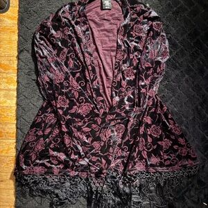 Cosmic Aura Velvet Rose-Print Fringe Kimono - Black & Deep Rose